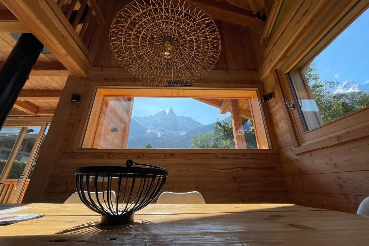 Semi Detached For 8 With Balcony & Garden * Chamonix