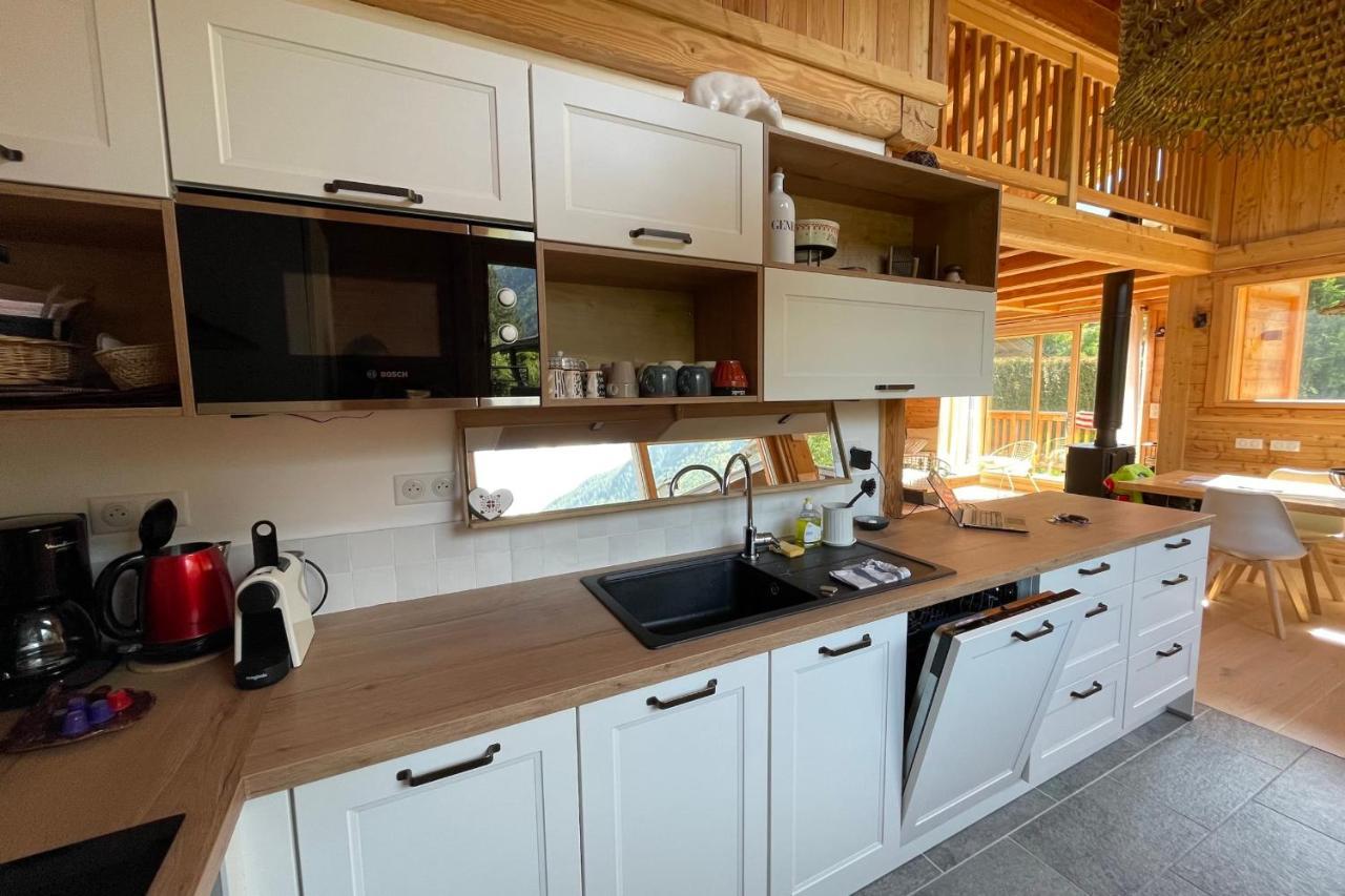 Semi Detached For 8 With Balcony & Garden * Chamonix